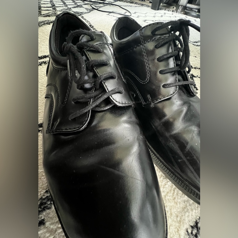 Men’s Black Deer stags Dress Shoes.